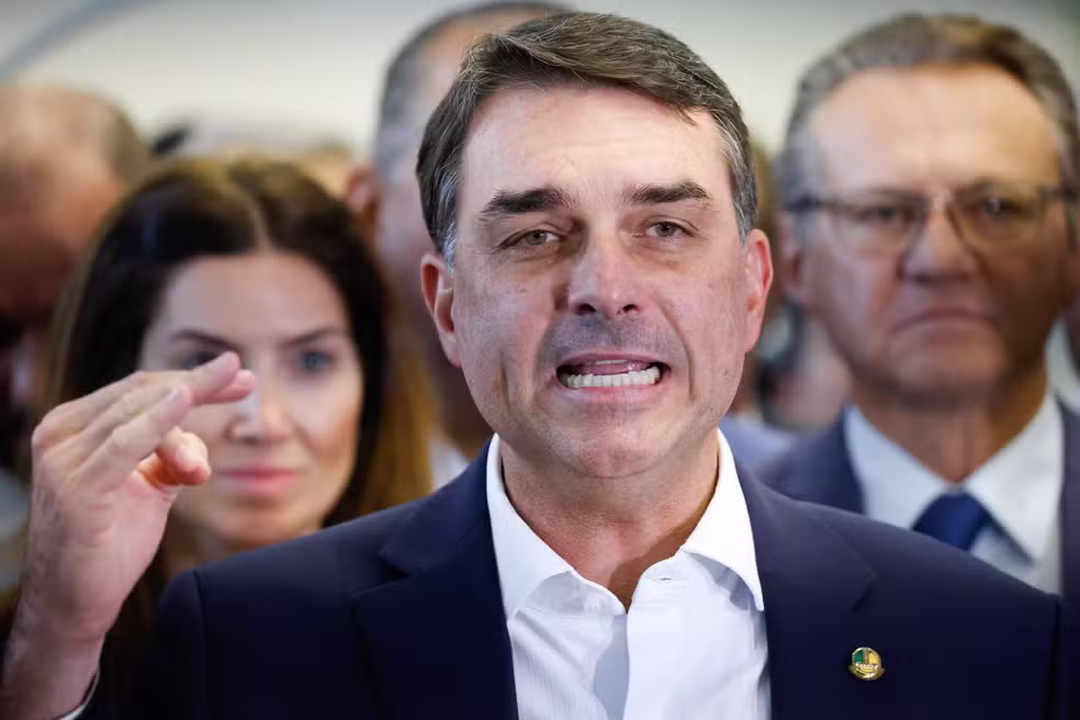 flaviobolsonaro.avif_